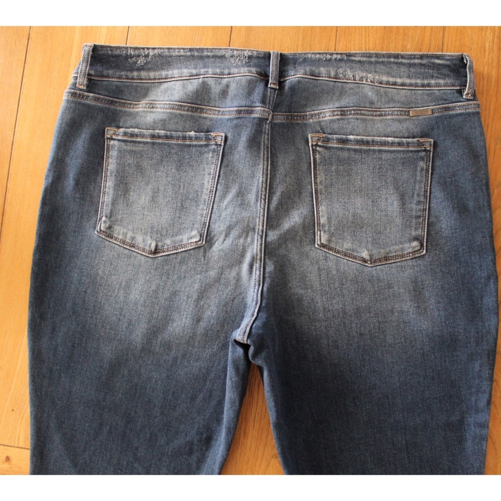 Plus Size KanCan Skinny Mid Rise Frayed Hem Jeans NWT Plus Size 24W - Picture 7 of 9